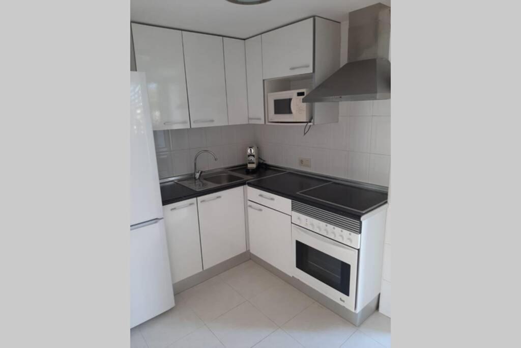 Apartamento En Primera Linea De Playa Appartement Canyamel  Buitenkant foto